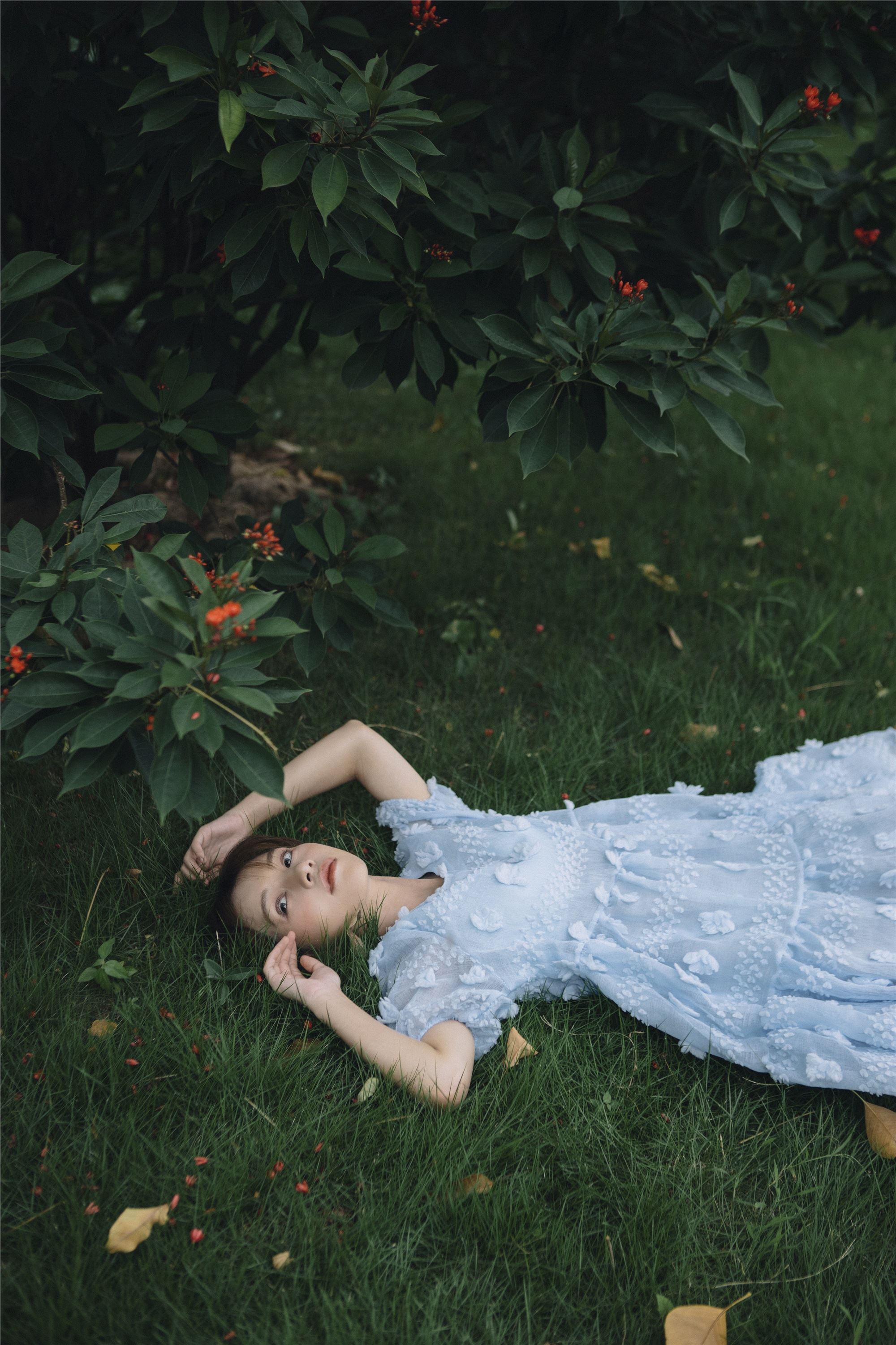 YITUYU艺图语 2021.08.20 花都开好了 于斯